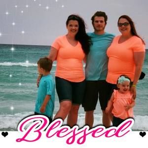 Meet your Posher, Stephanie